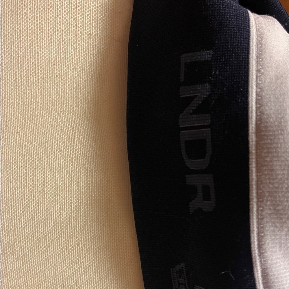 Women's LNDR sports bra - Picture 4 of 5
